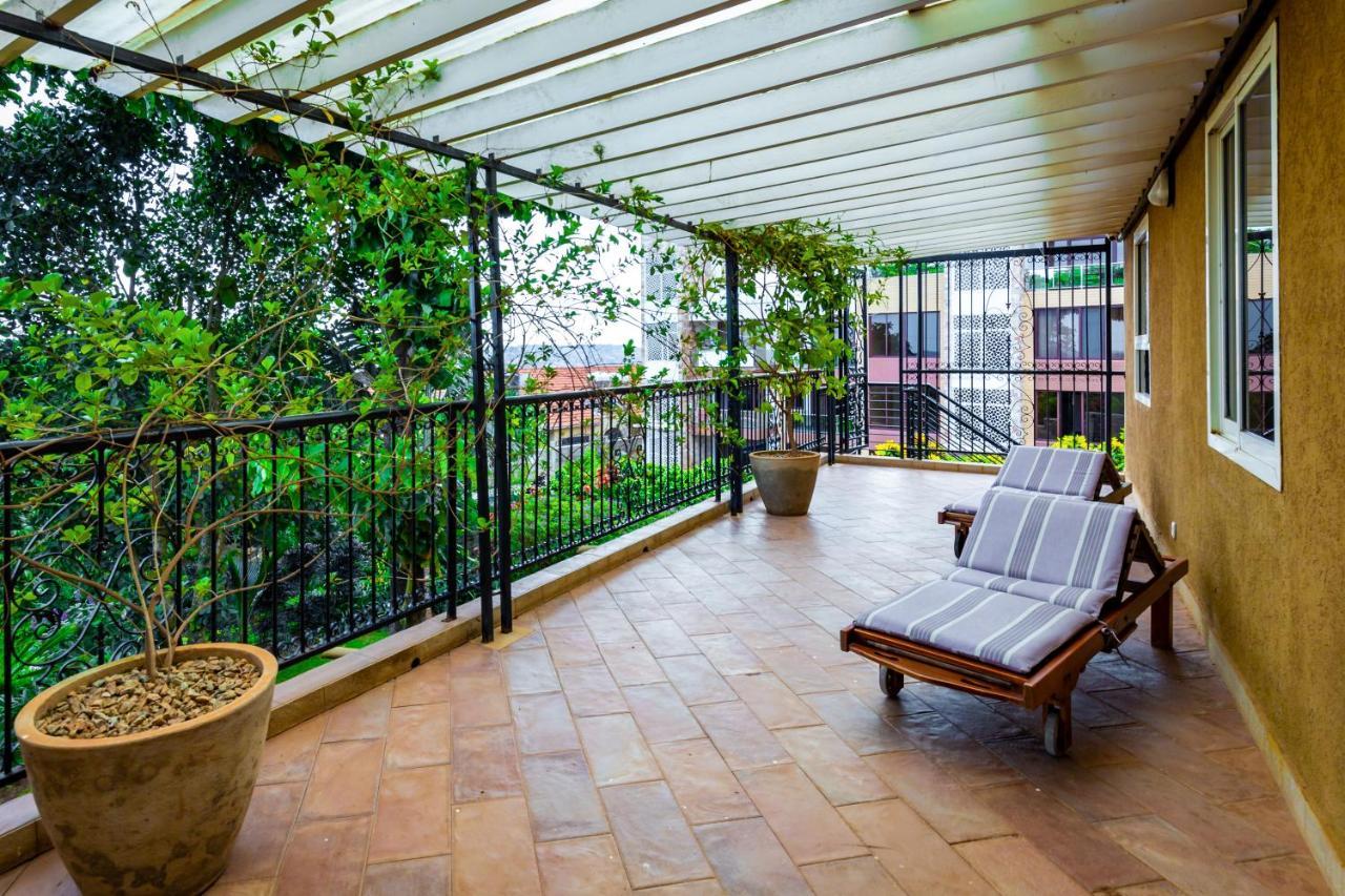 Ewange - A Casa Mia Bed & Breakfast Kampala Exterior foto